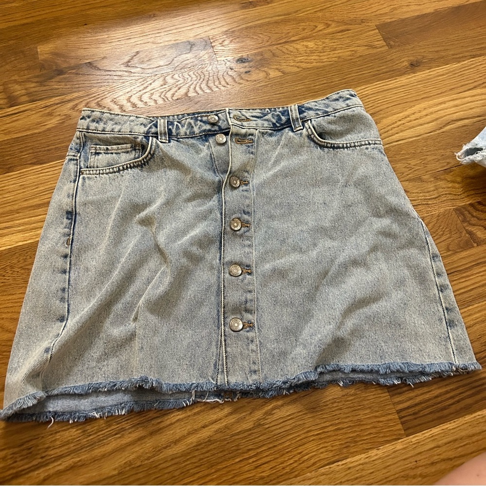 Brand new worn once Zara jean skirt